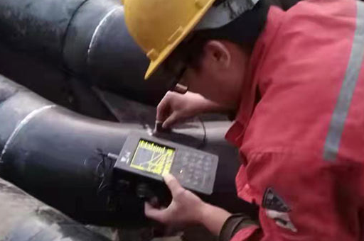 <a href=http://m.eb999.cn/e/tags/htag.php?tag=jinan target=_blank class=infotextkey>濟南</a>不銹鋼壓縮空氣管道安裝現場